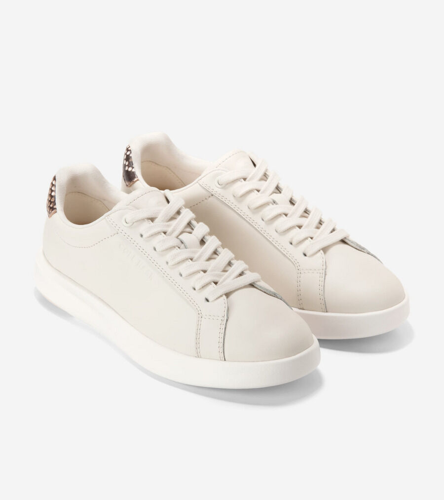 新品·未使用　スプリングコート　Cole Haan　春·秋兼用　❀値下げ中❀ グランド クロスコートトラベラースニーカー womens. 0.0 | COLE_HAAN