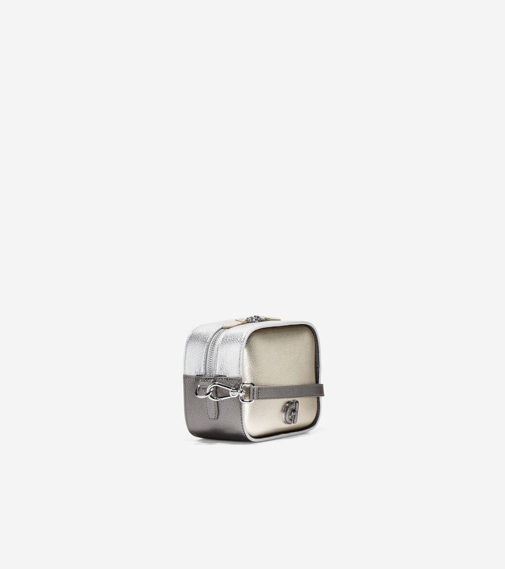 エッセンシャル クロスボディ カメラバッグ womens.