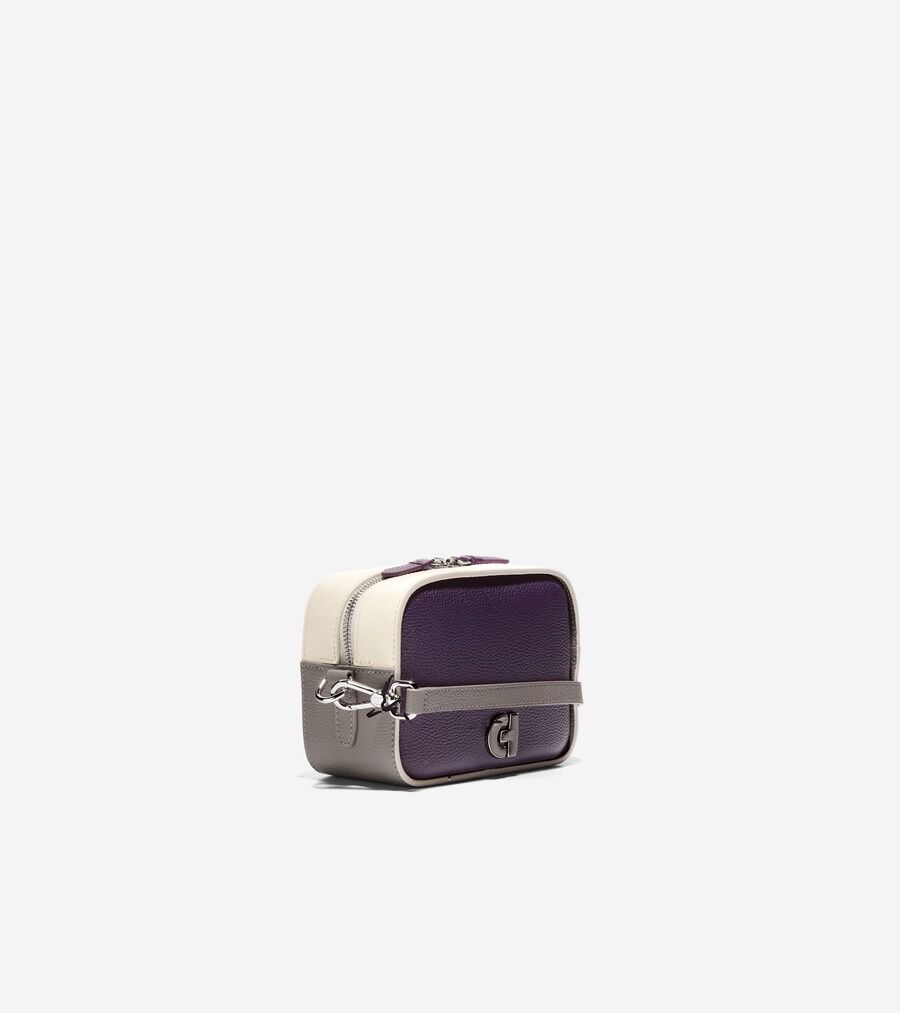 エッセンシャル クロスボディ カメラバッグ womens. 12000