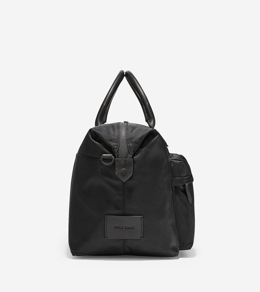 美品【コールハーン】ゼログランド ダッフルバッグ 黒 ショルダー欠品 美品【コールハーン】ゼログランド ダッフルバッグ 黒