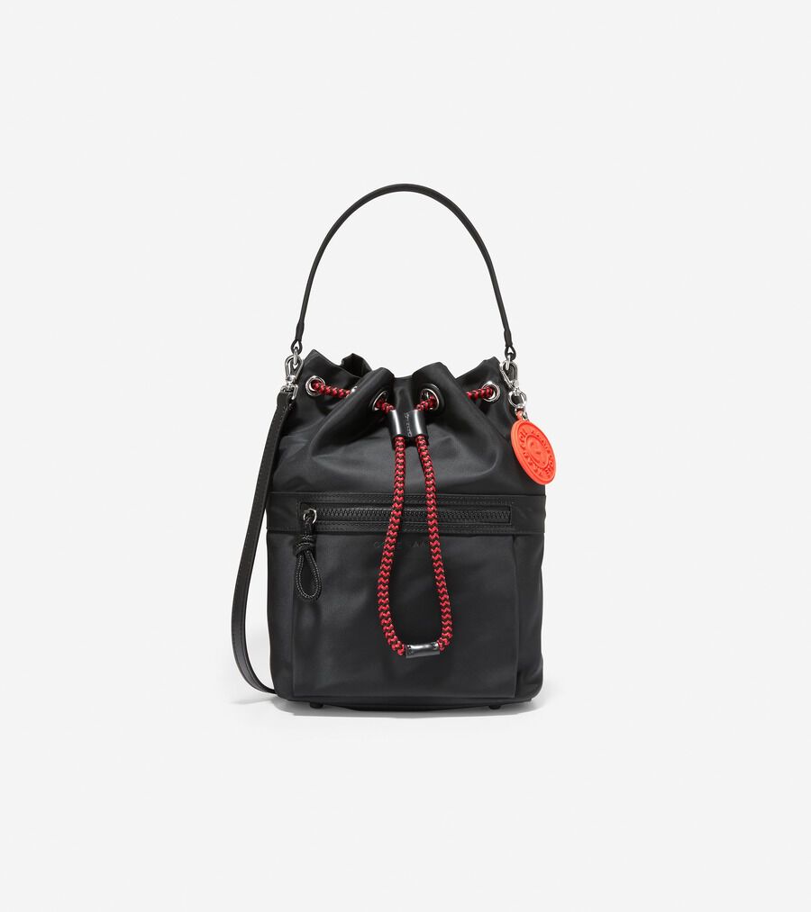 ナイロン ドローストリング クロスボディ womens. 15000 | COLE_HAAN ナイロン ドローストリング クロスボディ womens. 15000 | COLE_HAAN