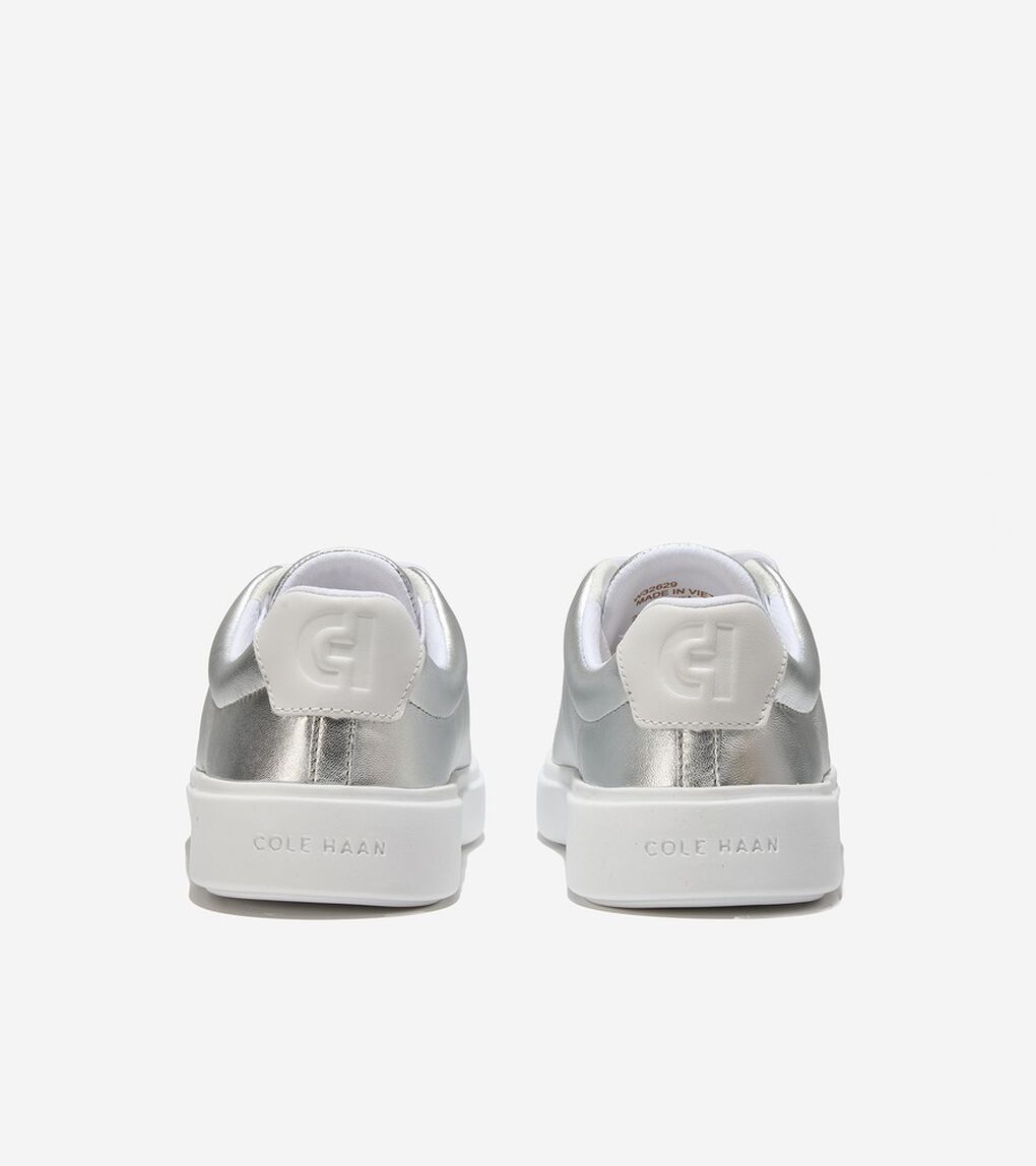 グランド クロスコートトラベラースニーカー womens.