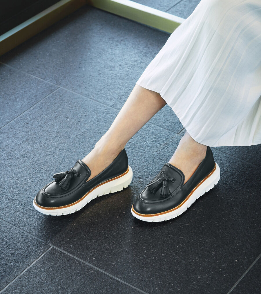 ゼログランド レクサンナ タッセル ローファー womens 33000 | COLE_HAAN