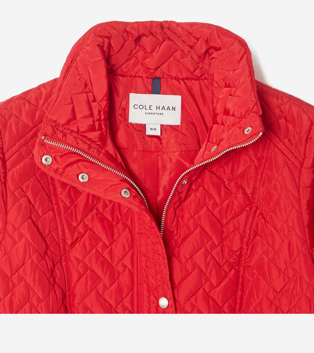シグネチャ ーキルテッド クラッシックジャケット womens.