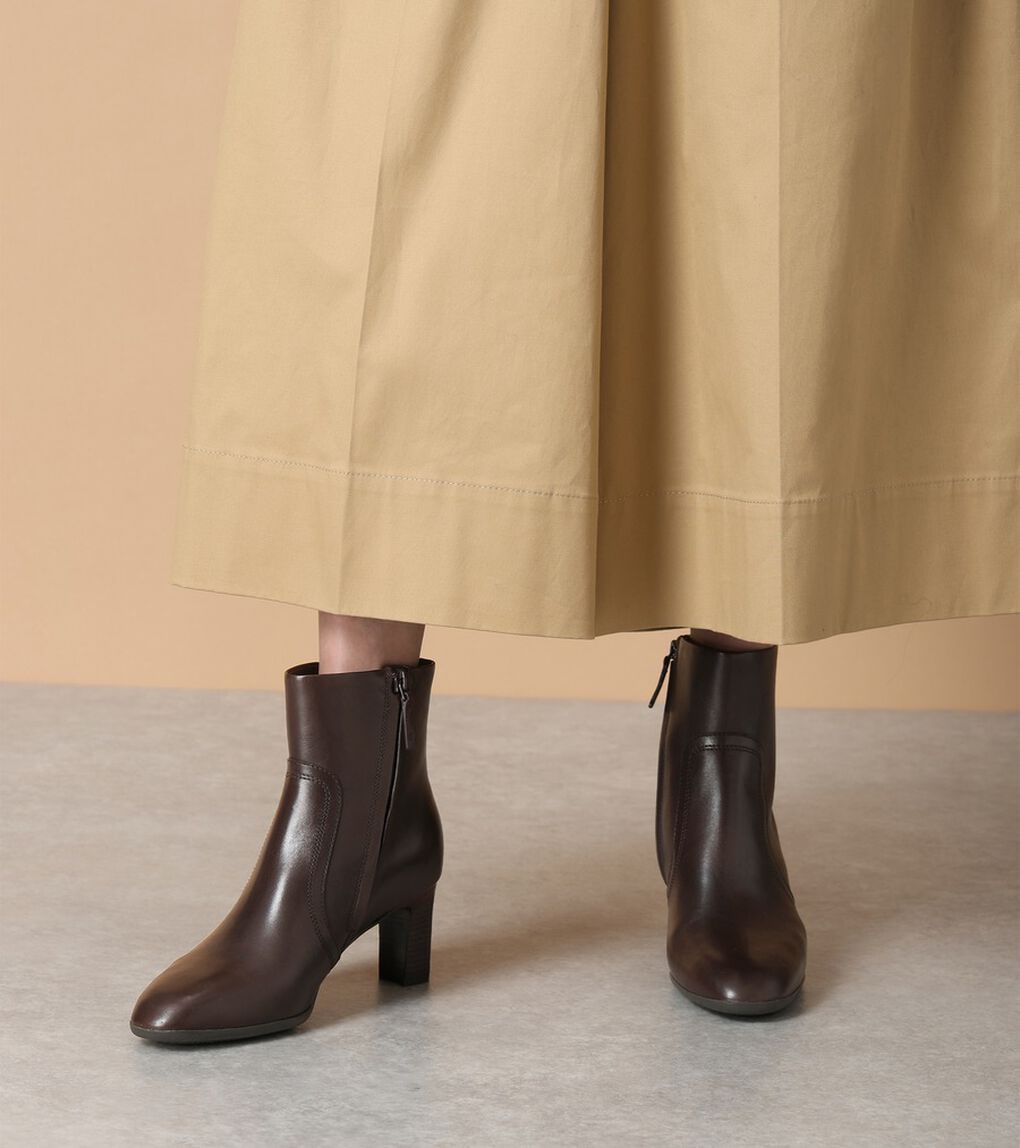 グランド アンビション アレイン ブーティ womens