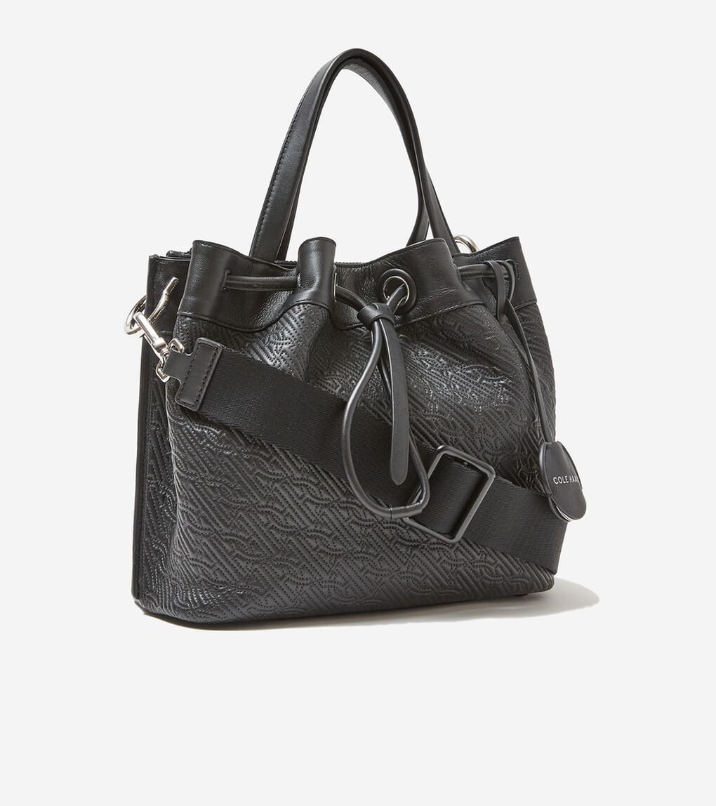 キルテッド ロゴ スモール バケット womens.