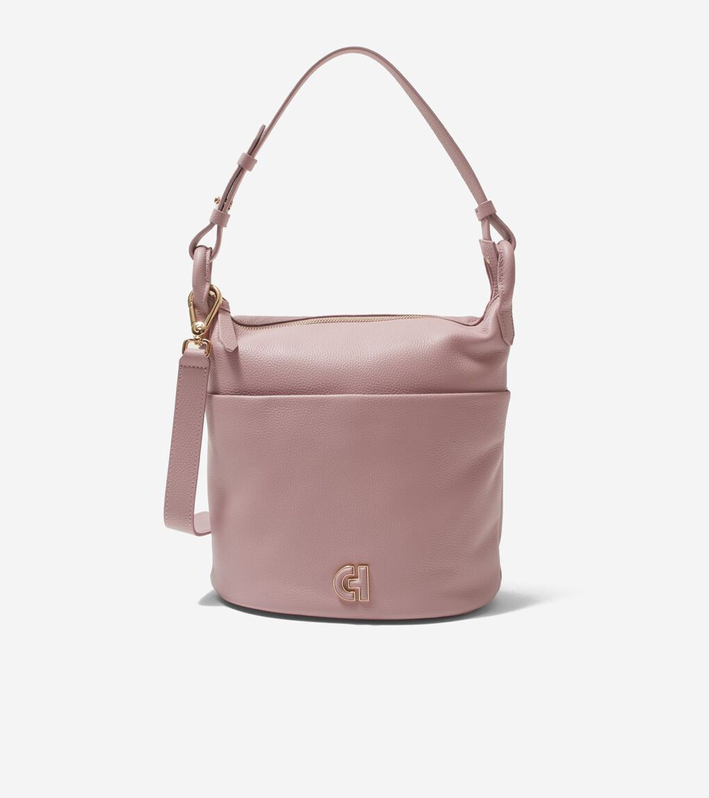 エッセンシャル ソフト バケット バッグ womens.
