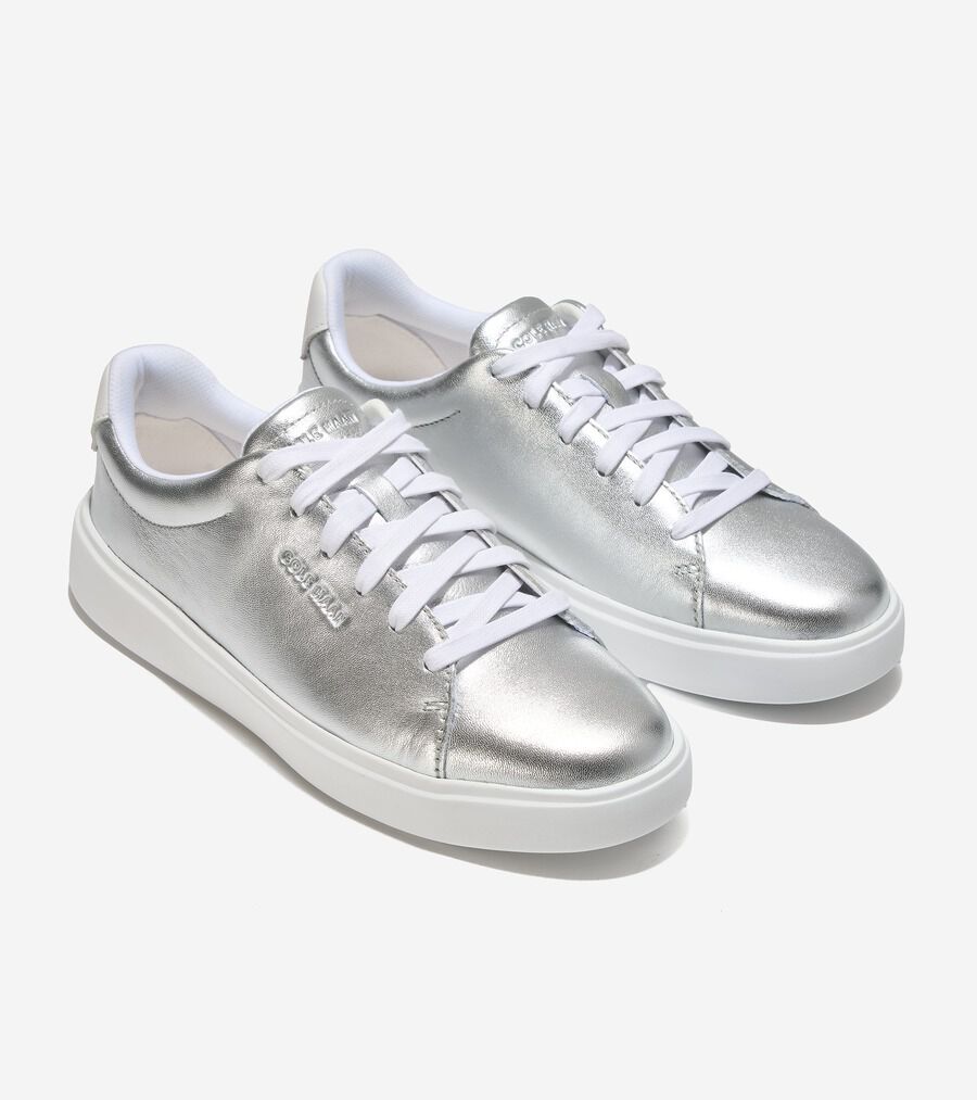 COLE HAAN グランド クロスコート デラ スニーカー（シルバー） グランド クロスコート デラ スニーカー womens. 0.0 | COLE_HAAN