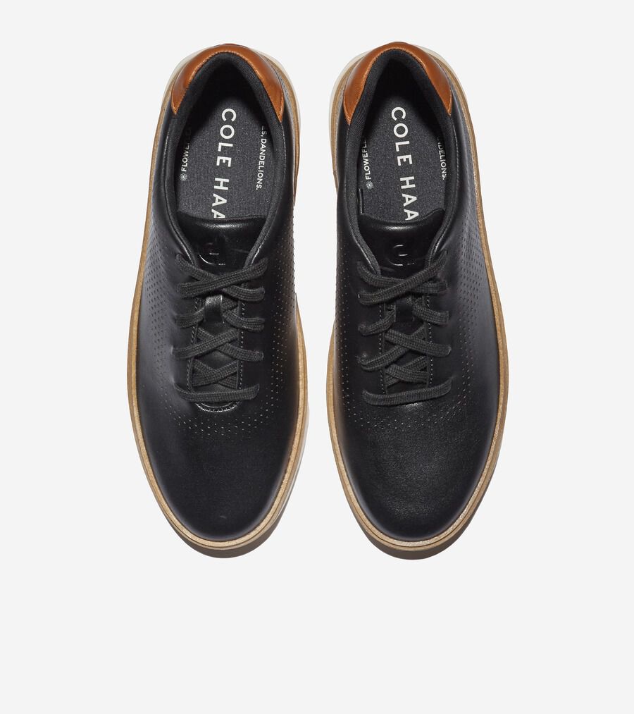 グランドプロ フェザーアーク レーザースニーカー mens 27000