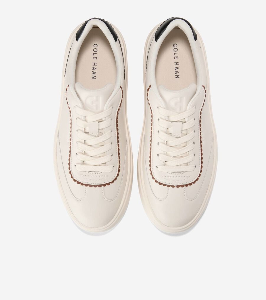 グランド クロスコート アロウ スニーカー womens. 23000