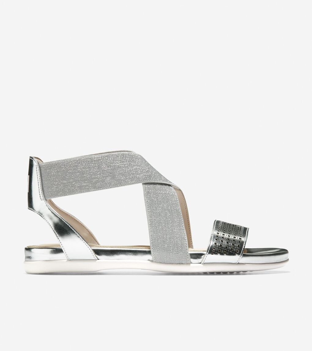 グランド アンビション エラスティック サンダル Womens シルバー スペッキオ レザー 公式 コール ハーン Cole Haan オンラインストア