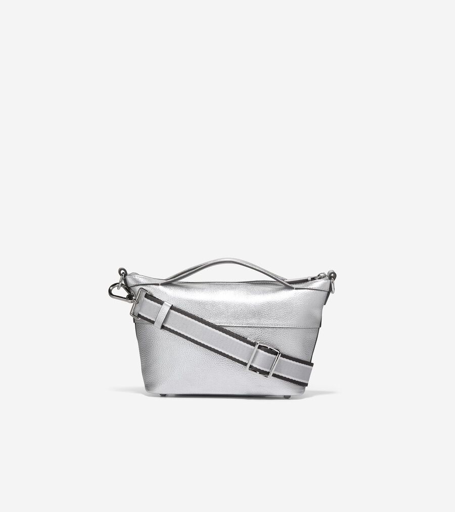 新品タグ付き　COLE HAAN アストリア　ダッフルクロスボディシルバー コール ハーン COLE HAAN アストリア ダッフル クロスボディ womens