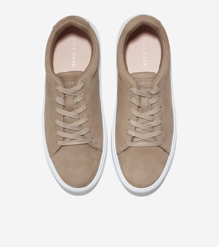 グランド クロスコートトラベラースニーカー womens. 0.0