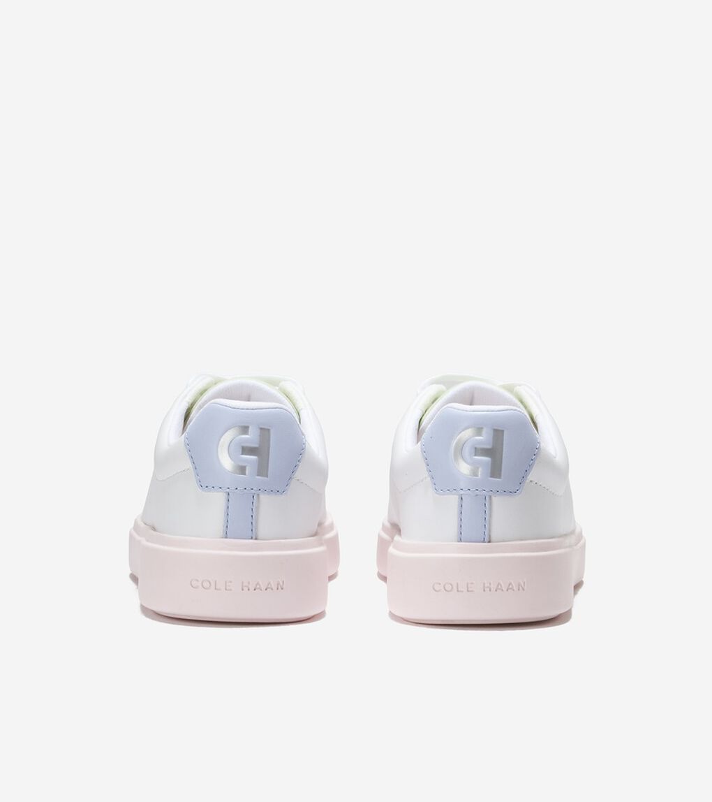 グランド クロスコートトラベラースニーカー womens.