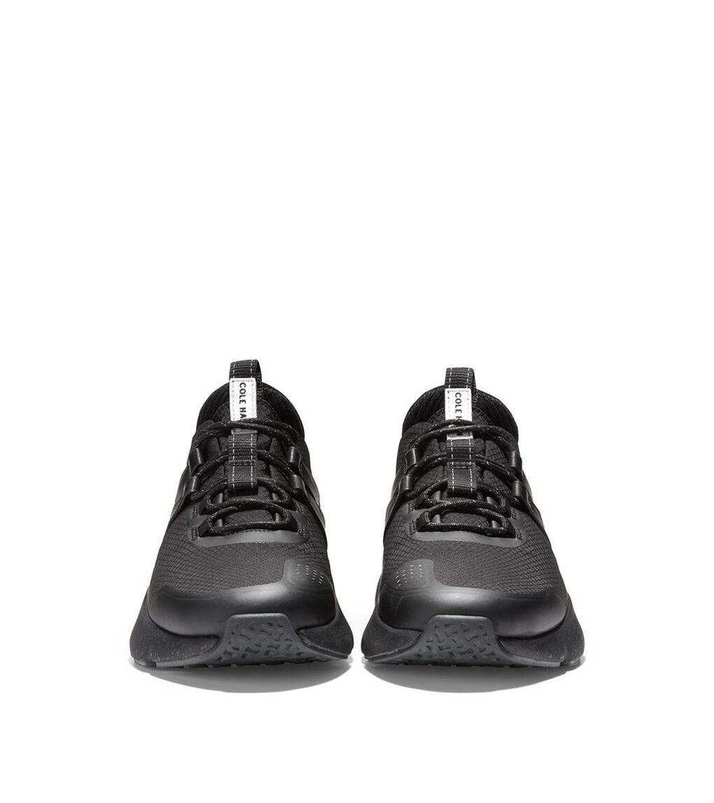 ゼログランド トレイル スニーカー ウォーターレジスタント mens.