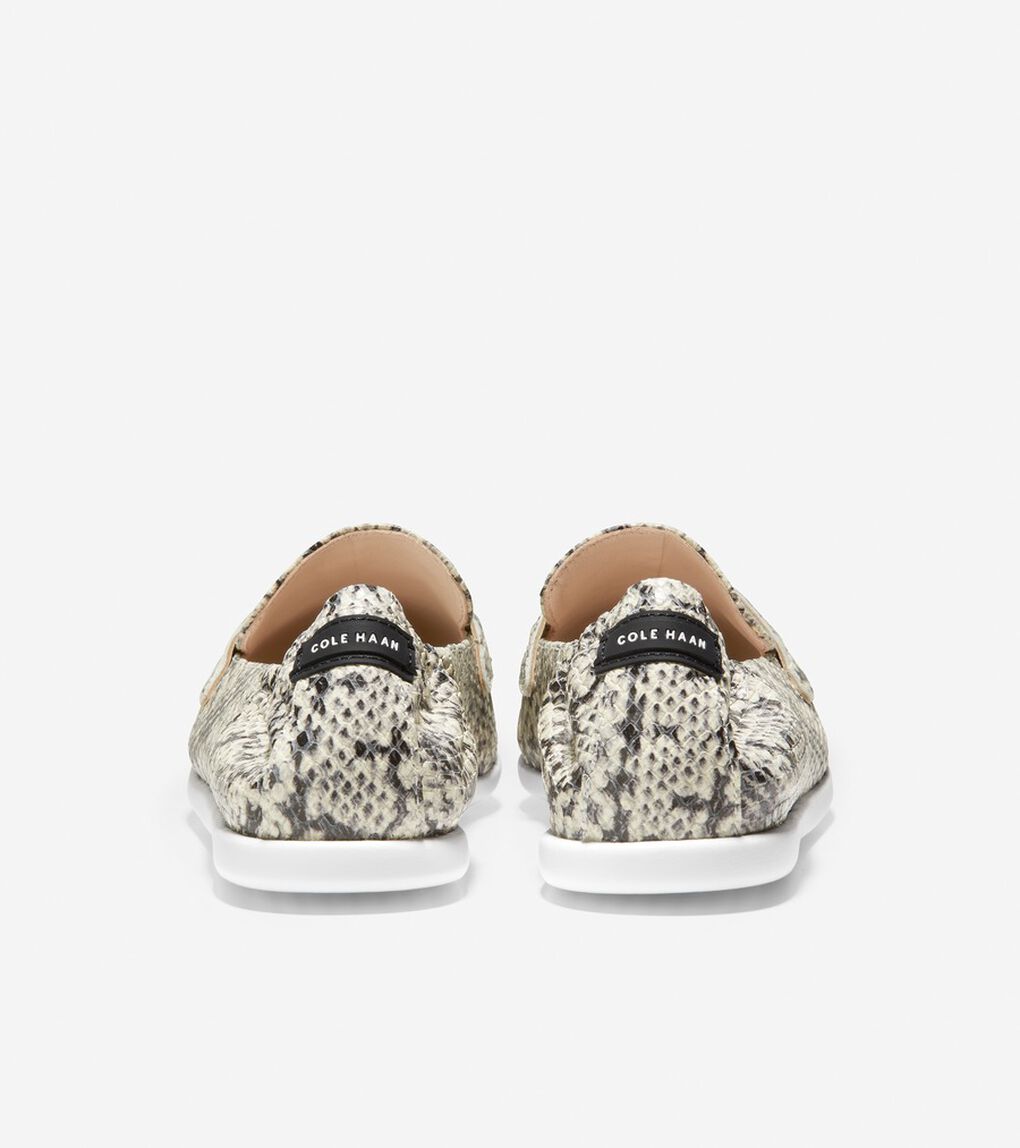 グランド アンビション アマドール フラット womens.