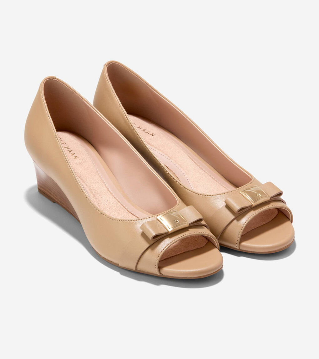 ゴートゥー マルタ ピープトゥ ボウ ウェッジ womens