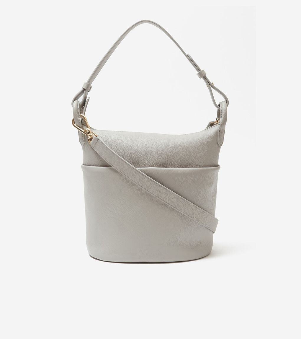 エッセンシャルソフトバケットバッグ womens.