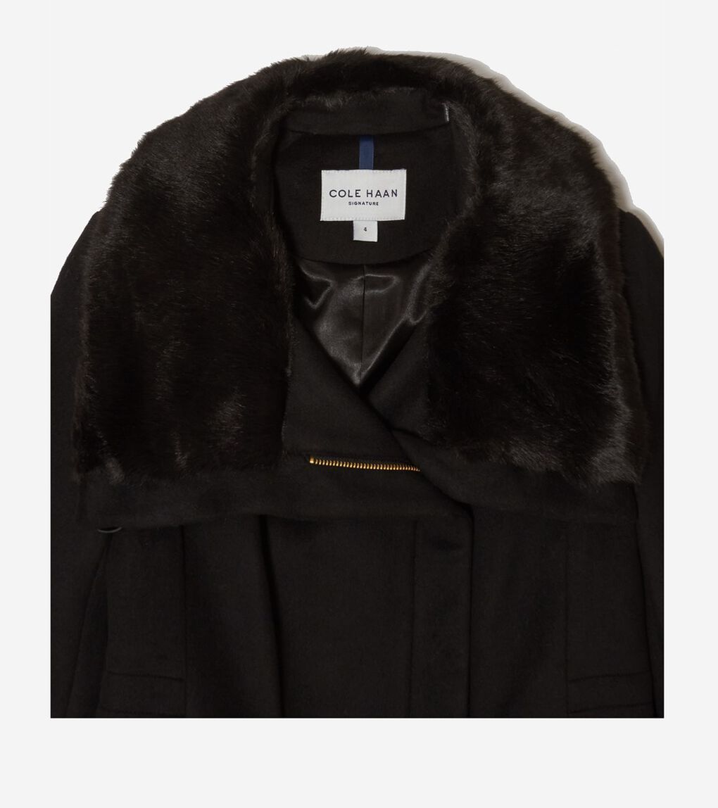 ジップアップアシンメトリカル コートW/ファーカラー womens.