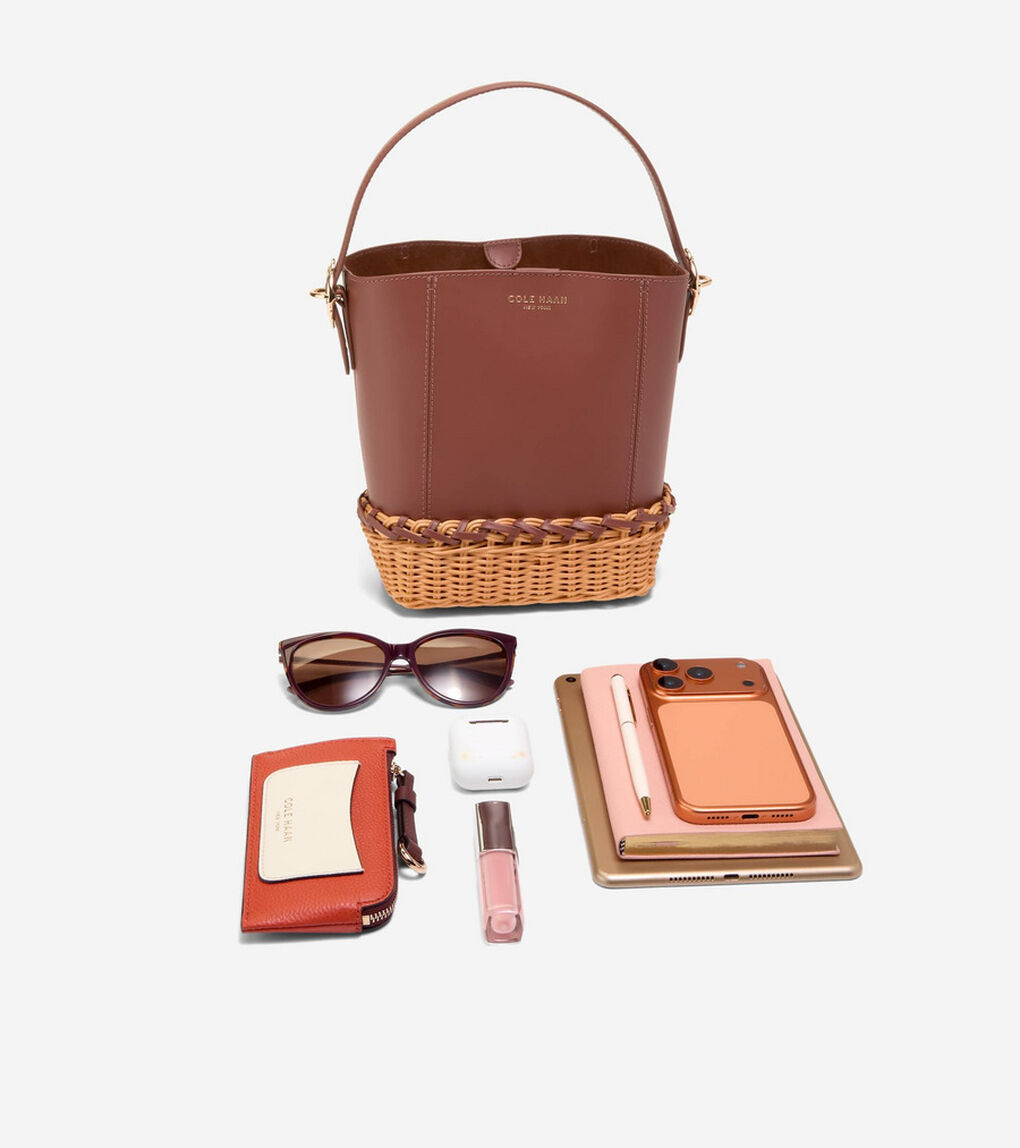 アレキサンドリア スモール バケット バッグ womens