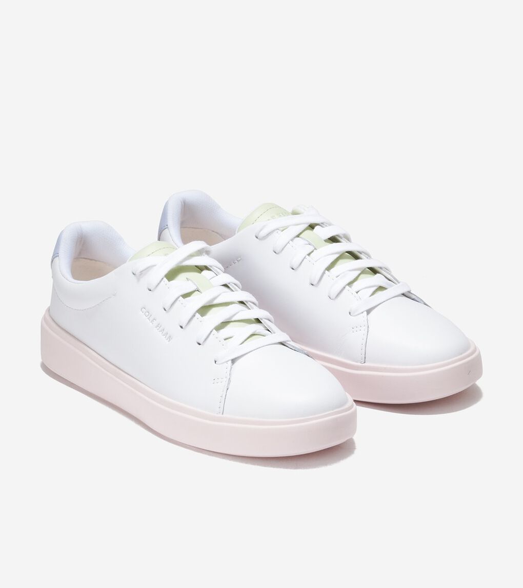 グランド クロスコートトラベラースニーカー womens.