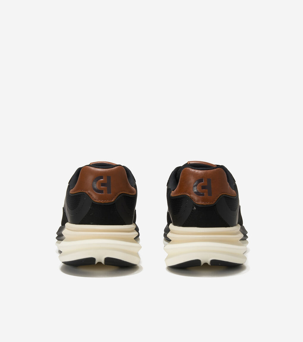オリジナルグランド クアッドストレイク ランナー 2.0 mens.