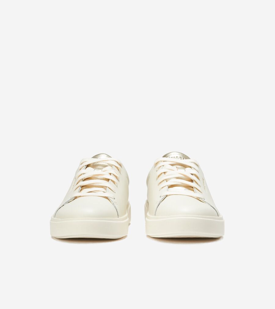 グランド クロスコートトラベラースニーカー womens. 23000